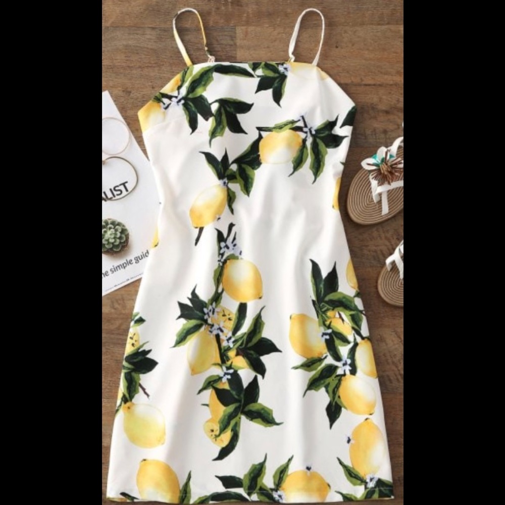 Brand new still in bag lemon dress 🍋